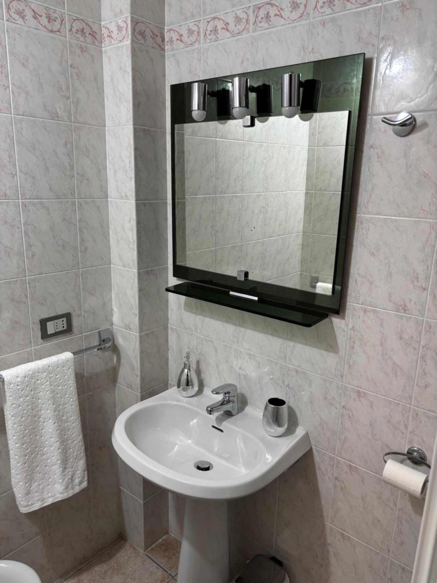 Апартаменты Aryhouse Терни Экстерьер фото